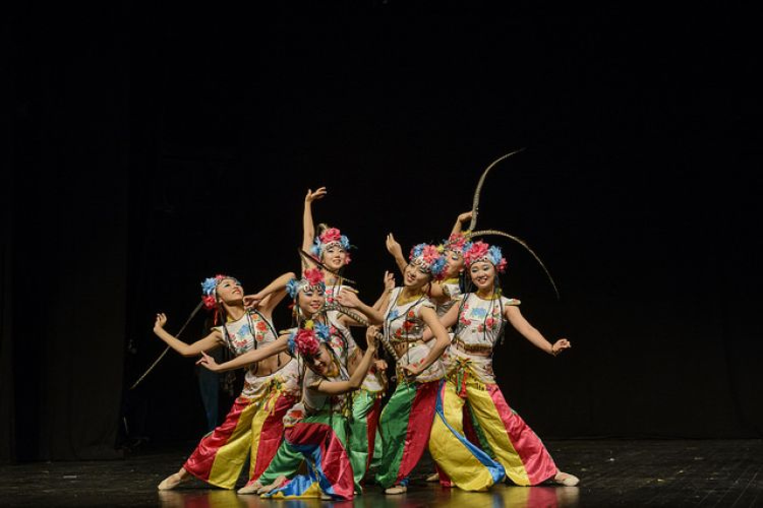 Književnost, umjetnost...
 
 
 
 
 
 
 
 u Kineskom uglu