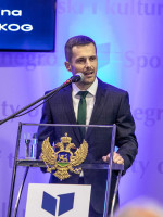 dr Saša Mujović
